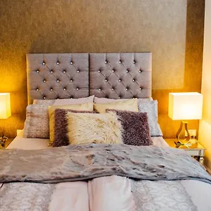 Apartment Your To Luxury, Cardiff